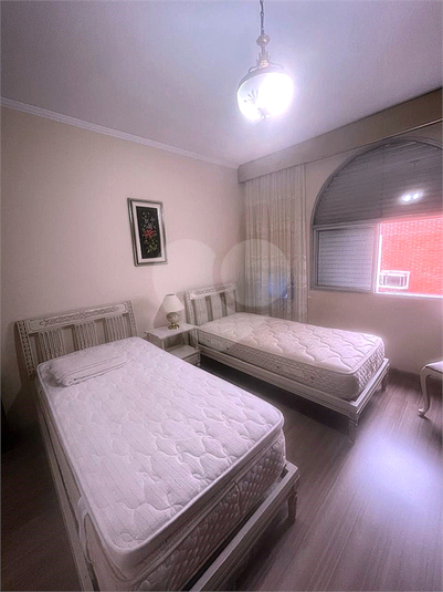 Foto REO1085966