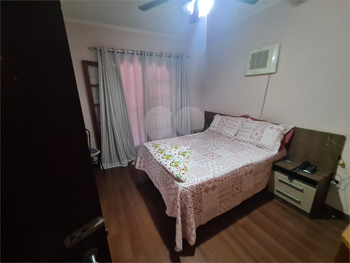 Foto REO1086158