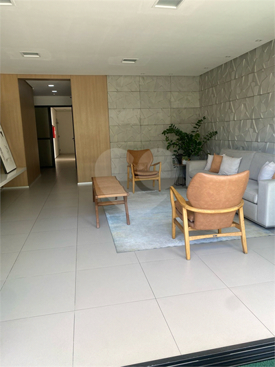 Foto REO1086201