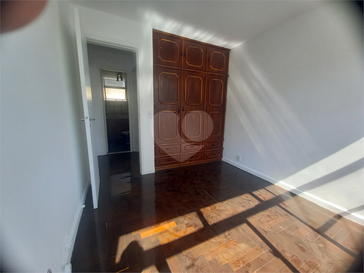 Foto REO1086348