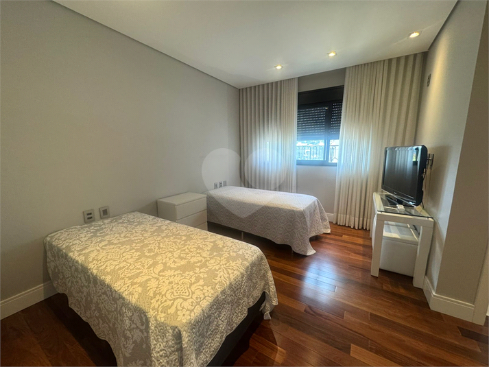 Foto REO1086465