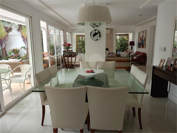Foto REO1086466