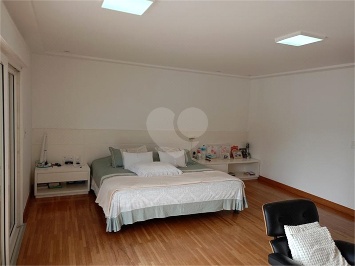 Foto REO1086466