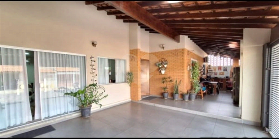 Foto REO1086474