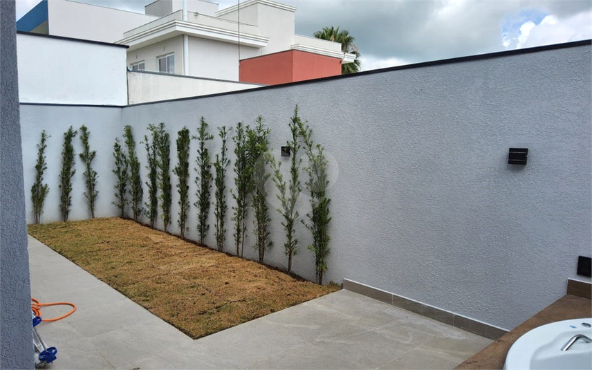 Foto REO1086490