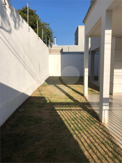 Foto REO1086492
