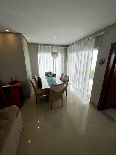 Foto REO1086492