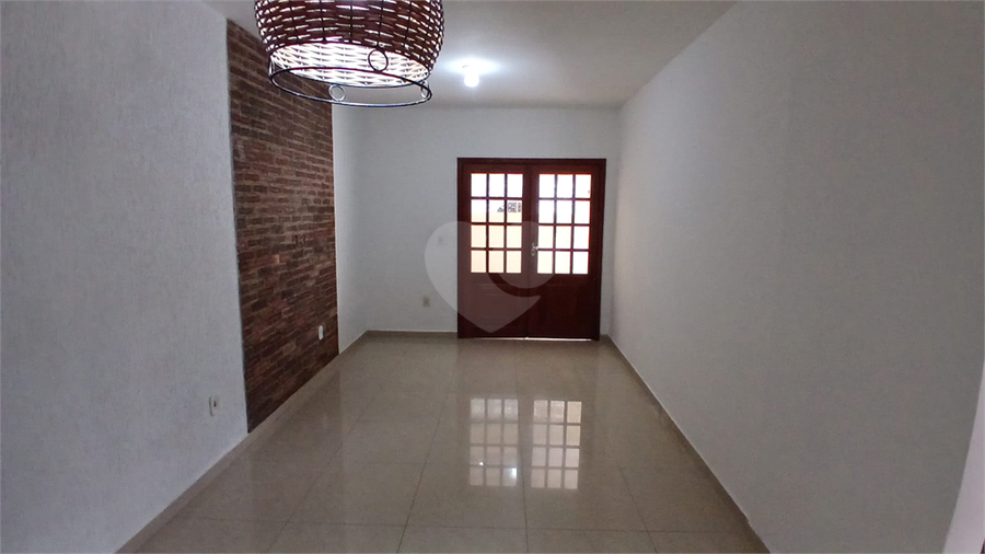 Foto REO1086501