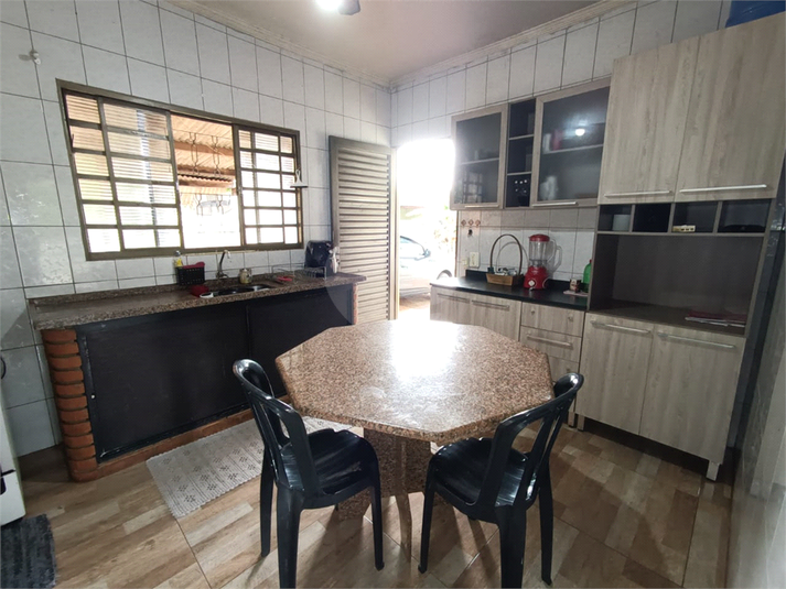 Foto REO1086561