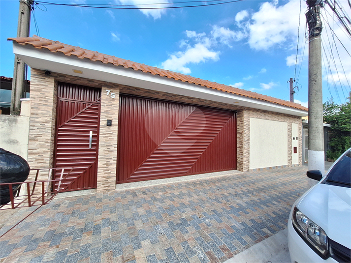 Foto REO1086575