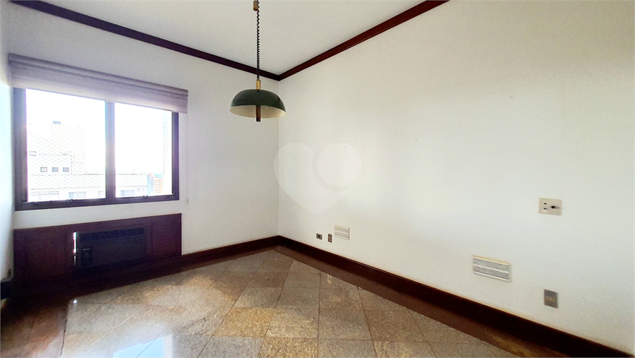 Foto REO1086621