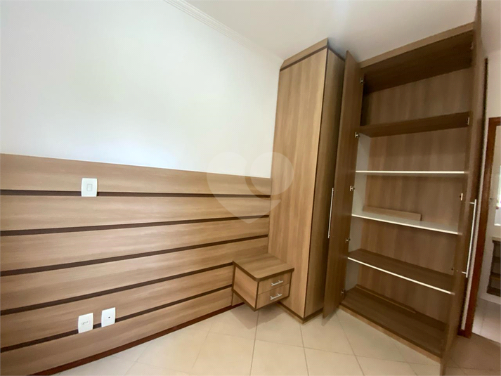 Foto REO1086657