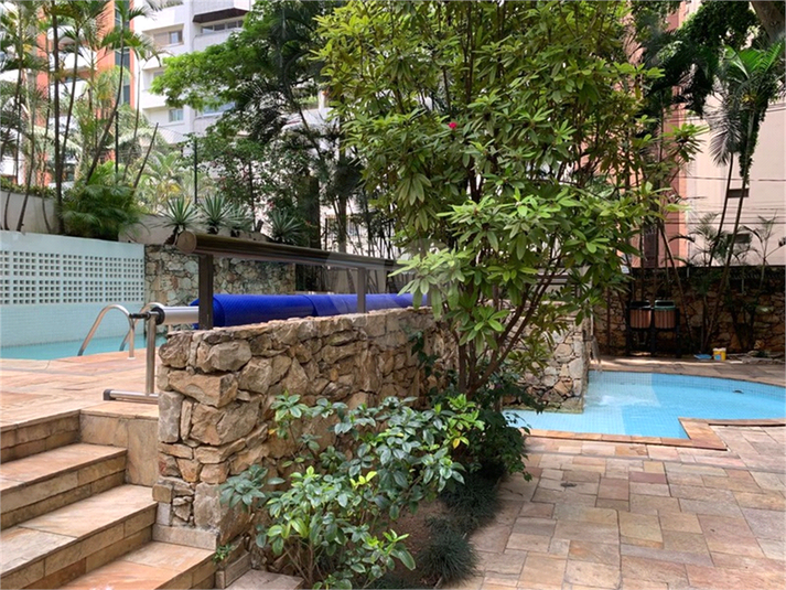 Foto REO1086685