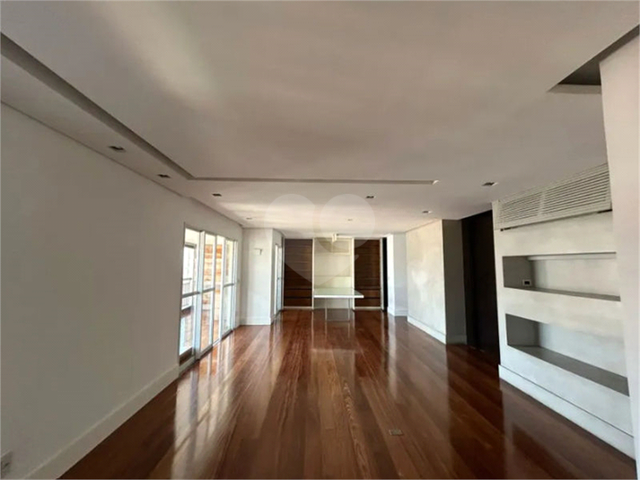 Foto REO1086687