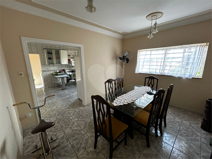 Foto REO1086700
