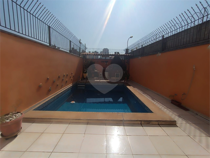 Foto REO1086708