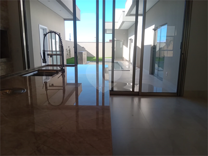 Foto REO1086774