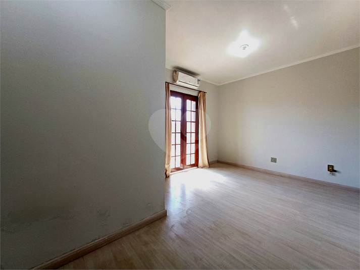 Foto REO1086860
