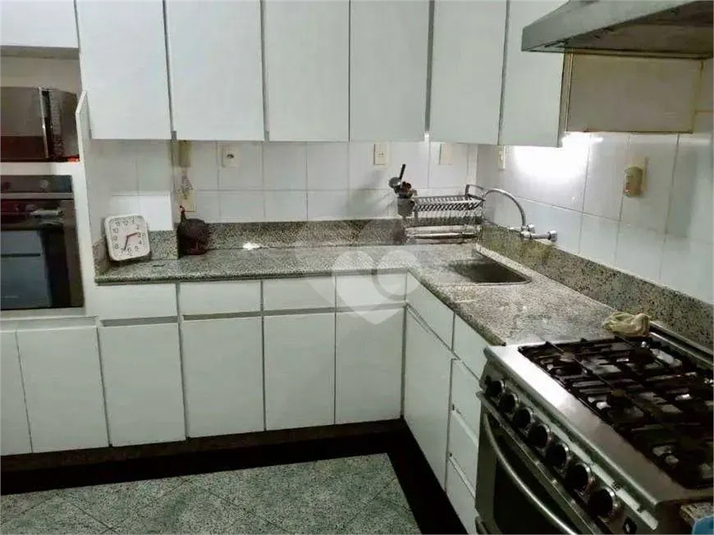 Foto REO1086910