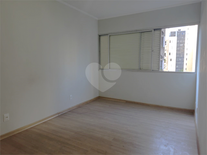 Foto REO1086920