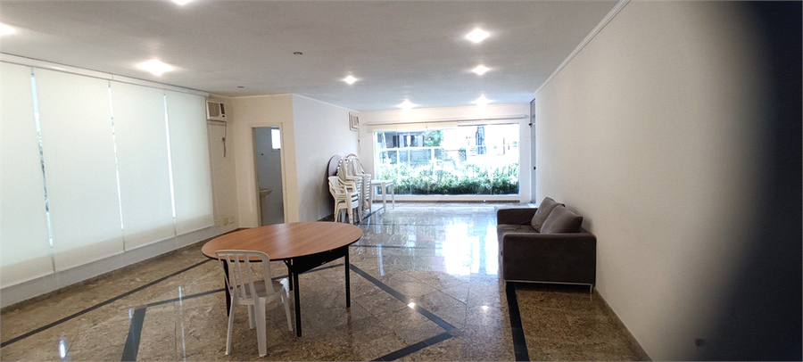 Foto REO1087038