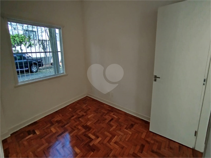 Foto REO1087085
