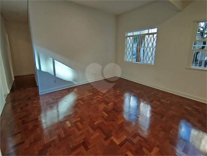 Foto REO1087086