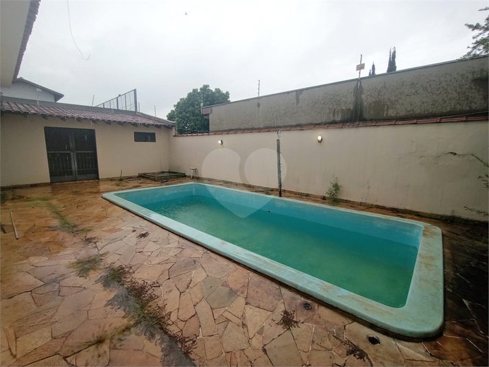 Foto REO1087132