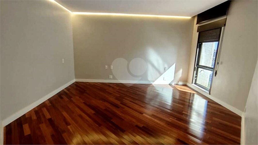 Foto REO1087135