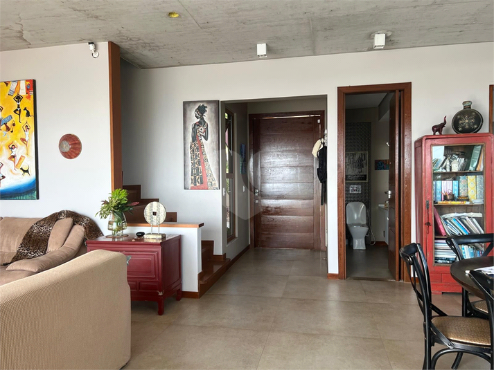 Foto REO1087159