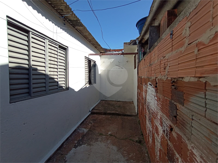 Foto REO1087300