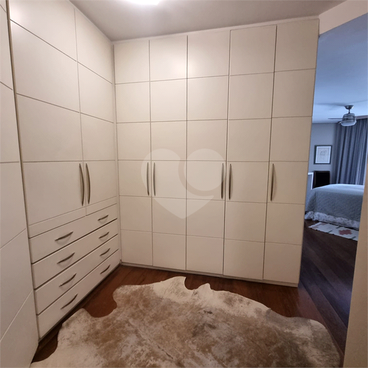 Foto REO1087327