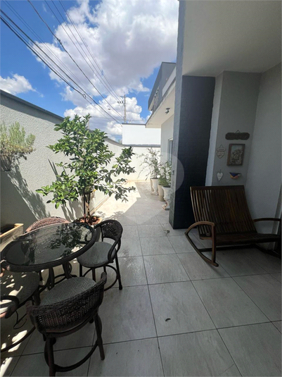 Foto REO1087373