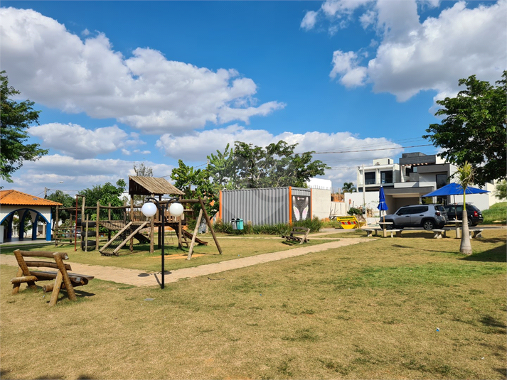 Foto REO1087445