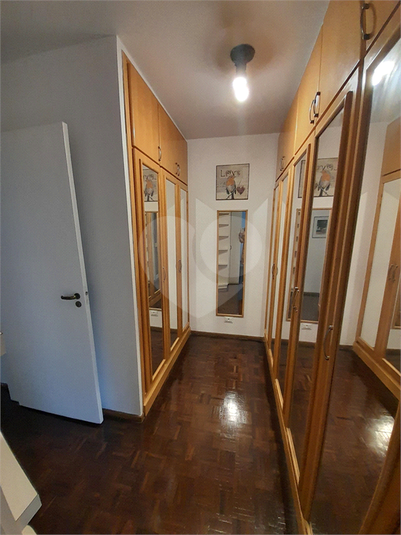 Foto REO1087465