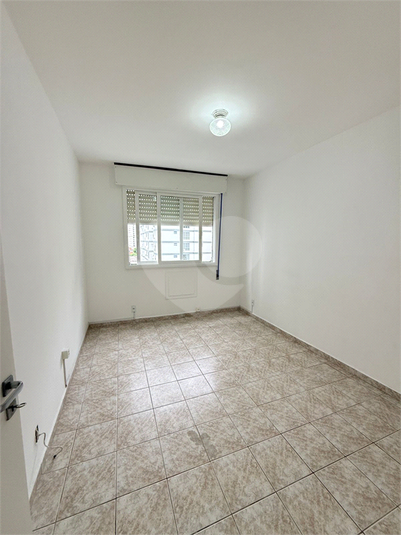 Foto REO1087501