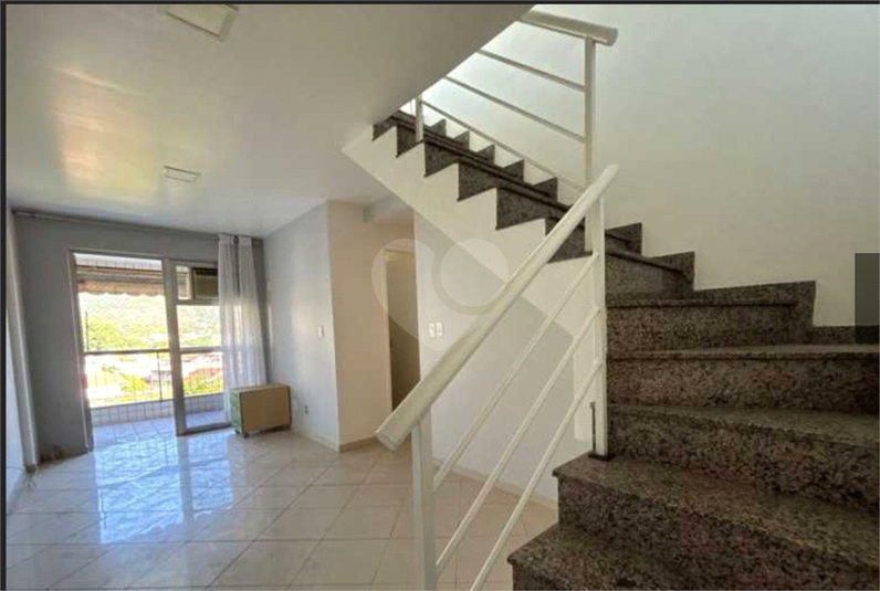 Foto REO1087515