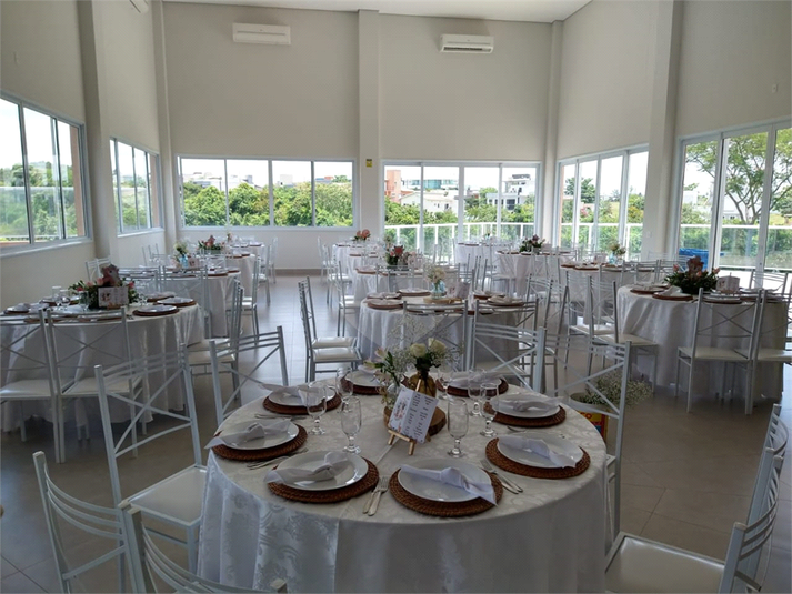 Foto REO1087566