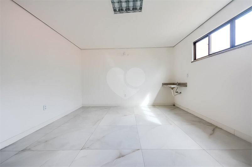 Foto REO1087600