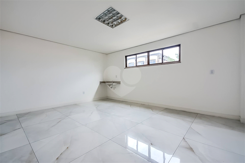 Foto REO1087600