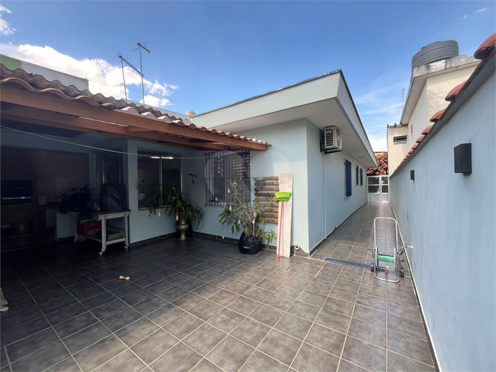 Foto REO1087602