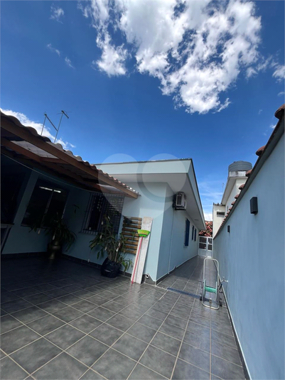 Foto REO1087602