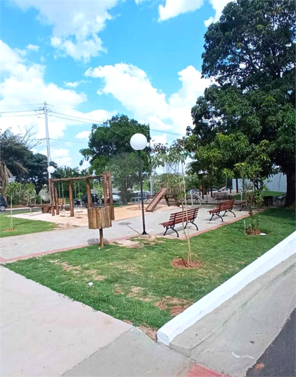 Foto REO1087665