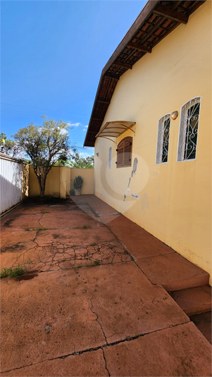 Foto REO1087744
