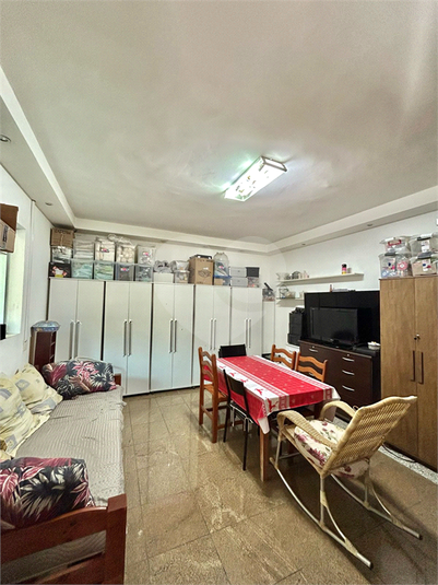 Foto REO1087827