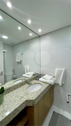 Foto REO1087935