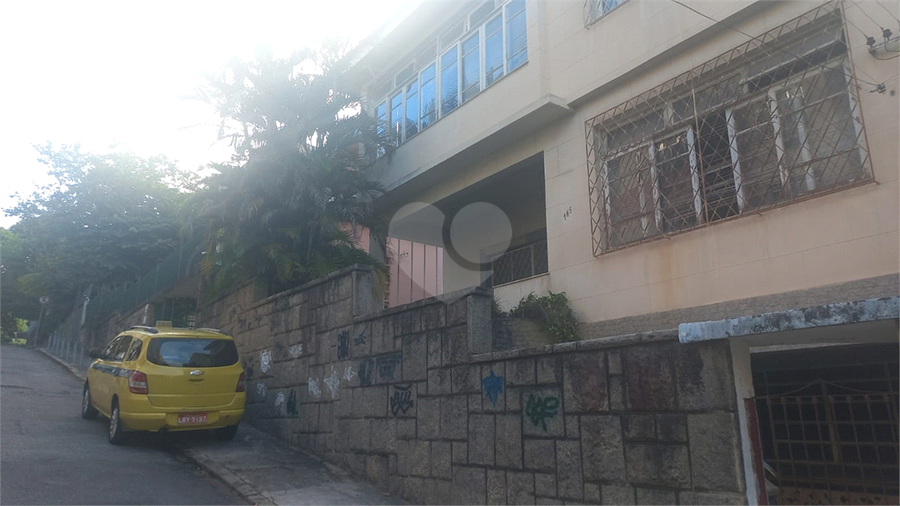 Foto REO1087995