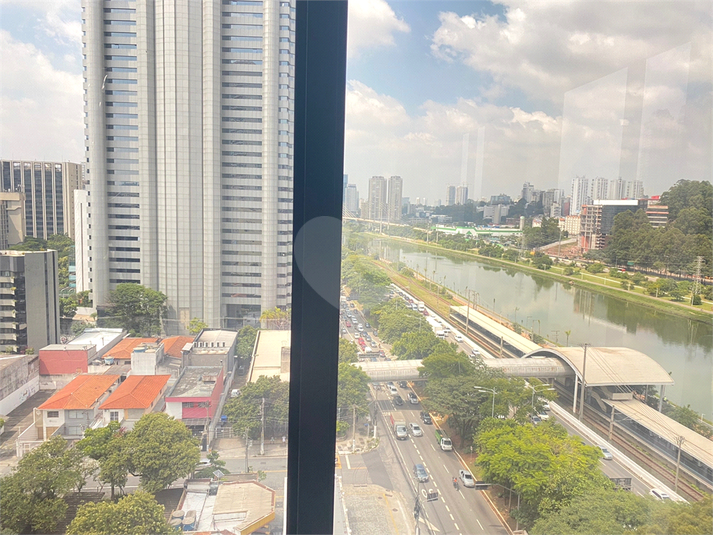 Foto REO1088009
