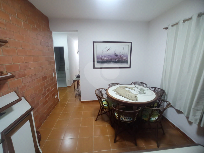 Foto REO1088019