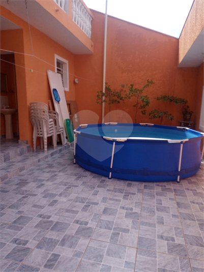 Foto REO1088024